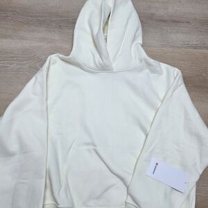 Lululemon Athletica Cream Sweatshirt